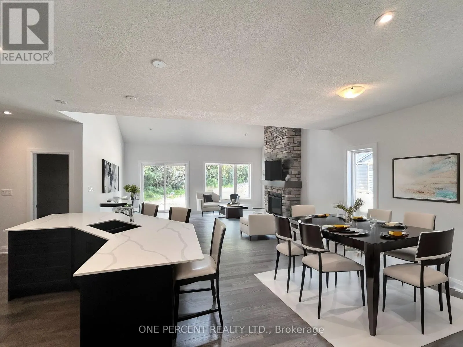 122 BEACON DRIVE