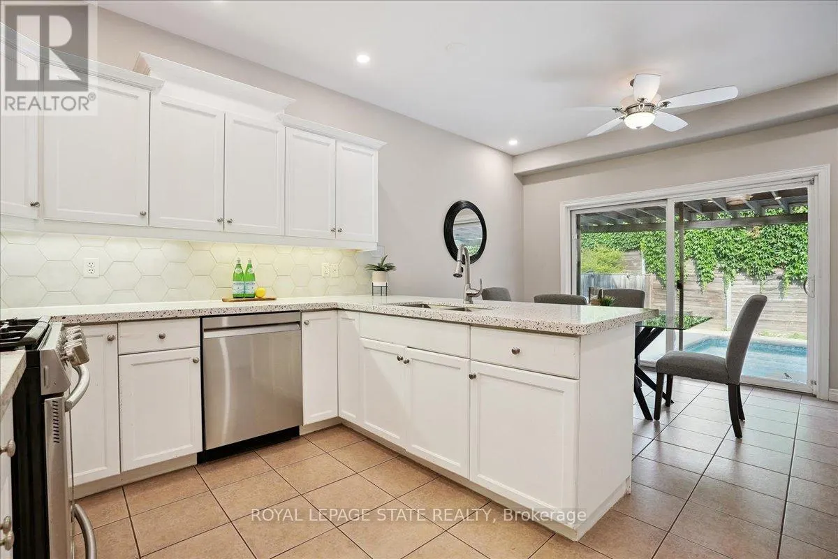 95 HEMLOCK WAY