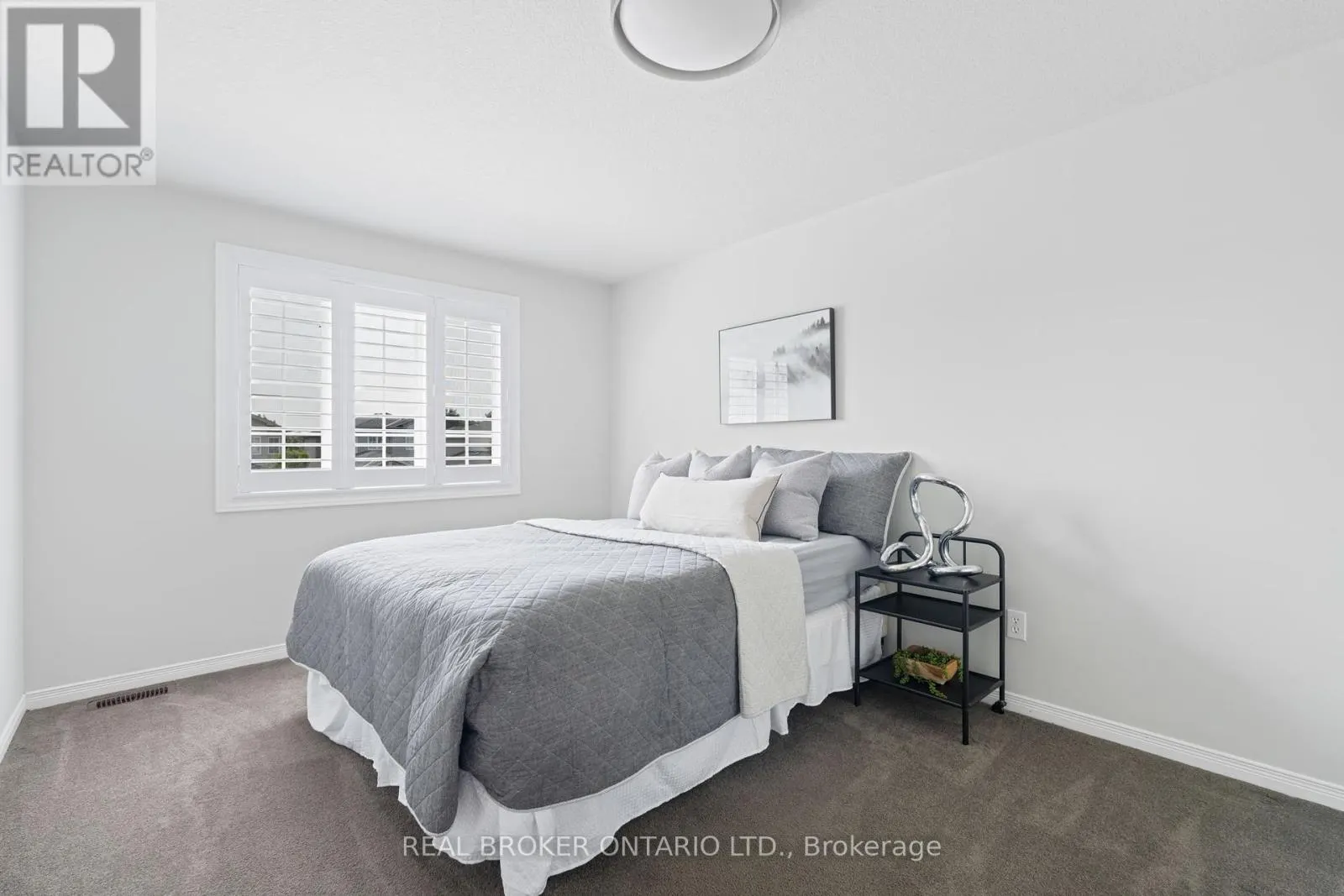 17 COUTTS COURT