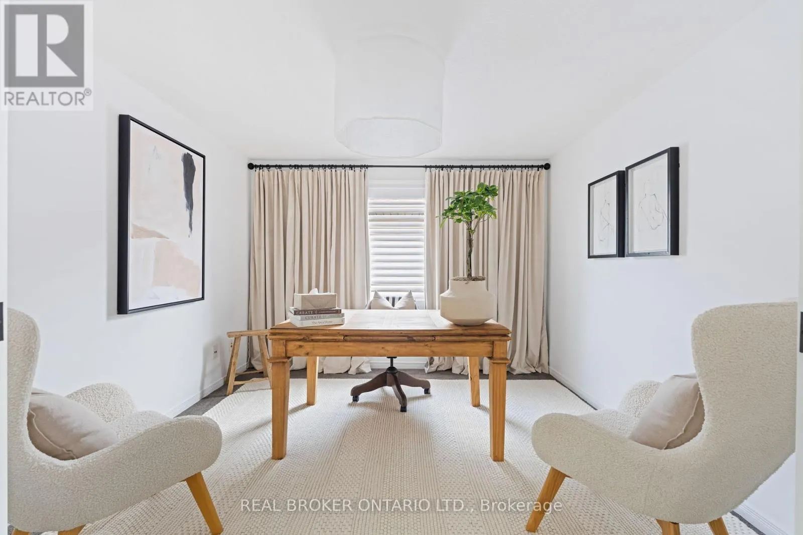 17 COUTTS COURT