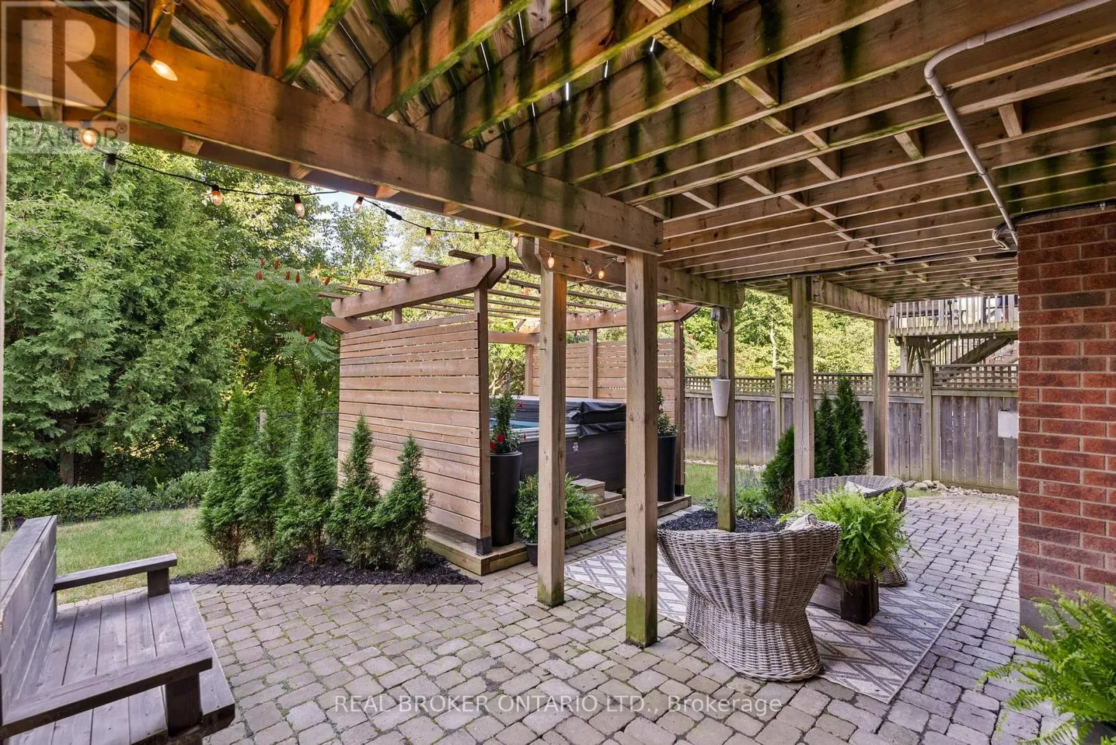 17 COUTTS COURT