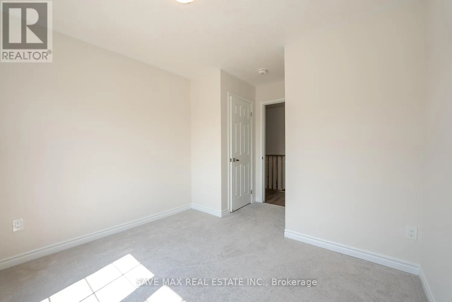 73 FORESTWALK STREET