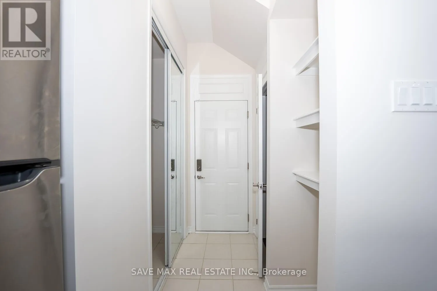 73 FORESTWALK STREET
