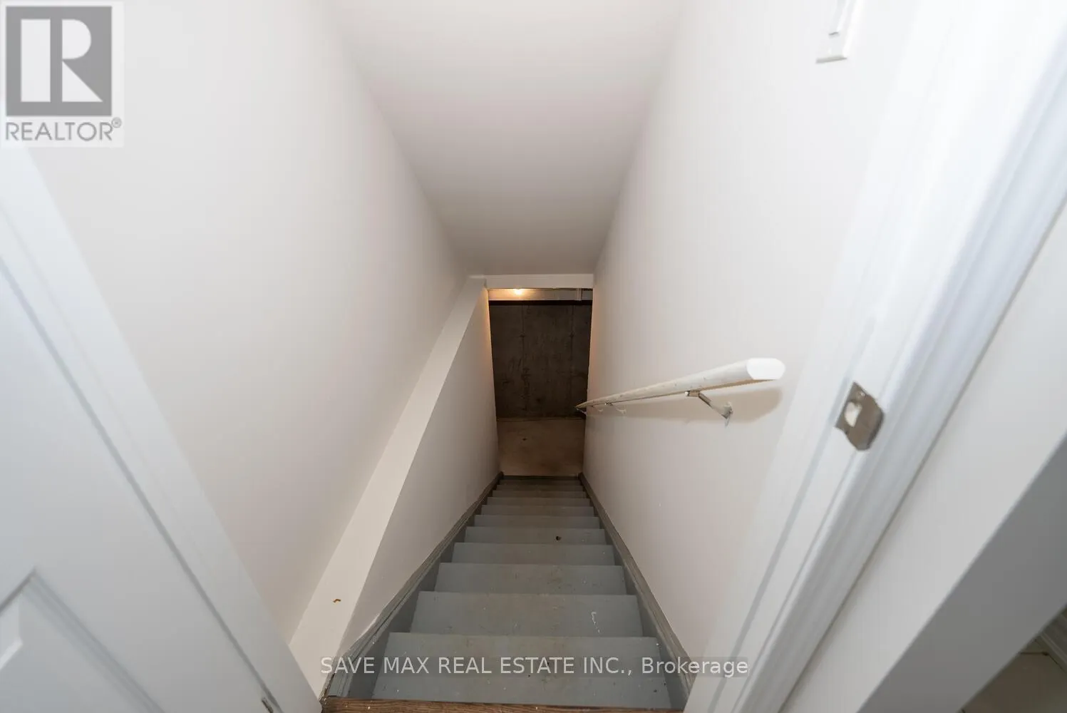 73 FORESTWALK STREET