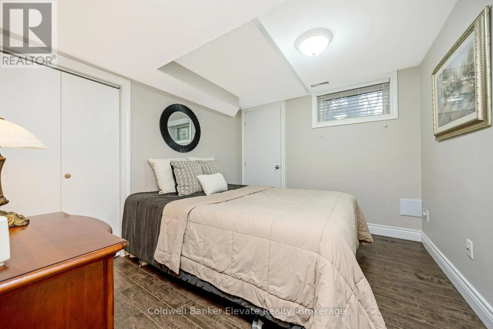 3 LORNE STREET