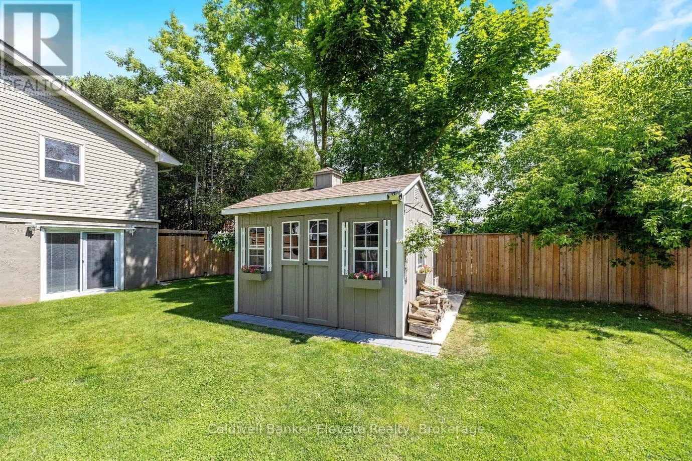 3 LORNE STREET