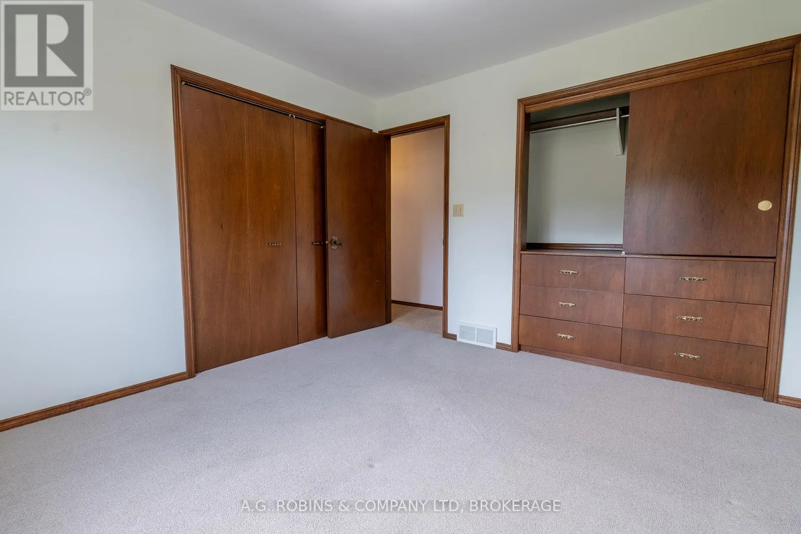 152 DOAN'S RIDGE ROAD