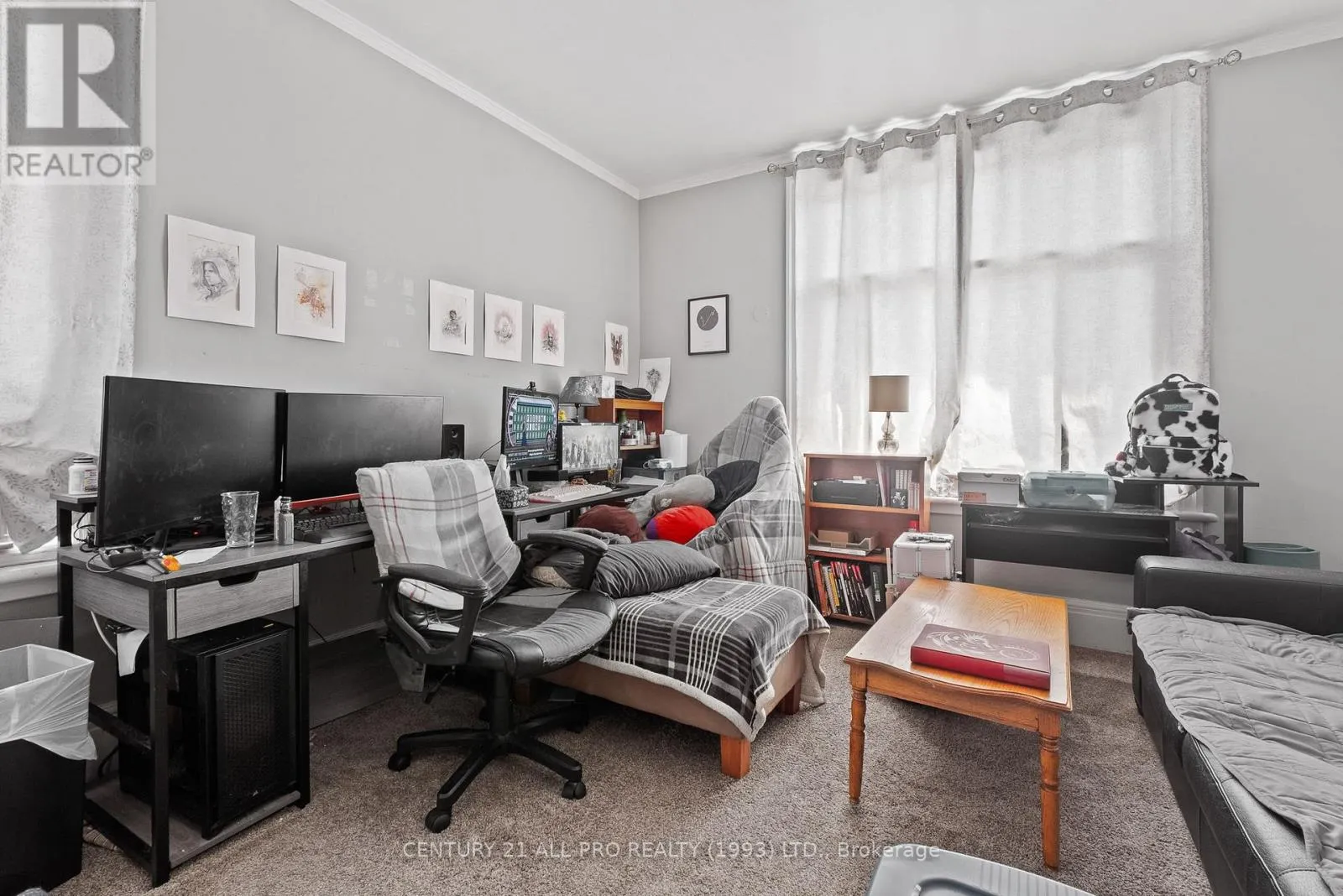 1 JAMES STREET W