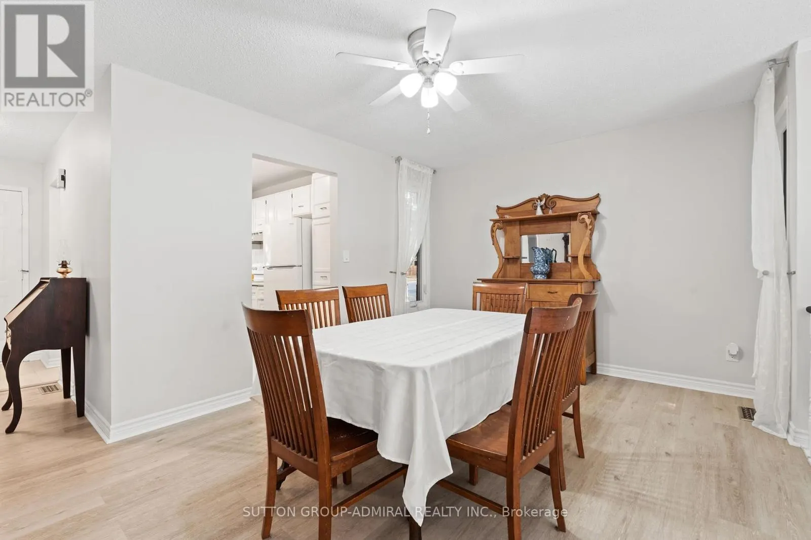 821 BRIDLE PATH CRESCENT