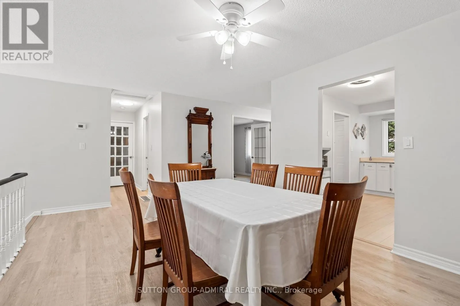 821 BRIDLE PATH CRESCENT