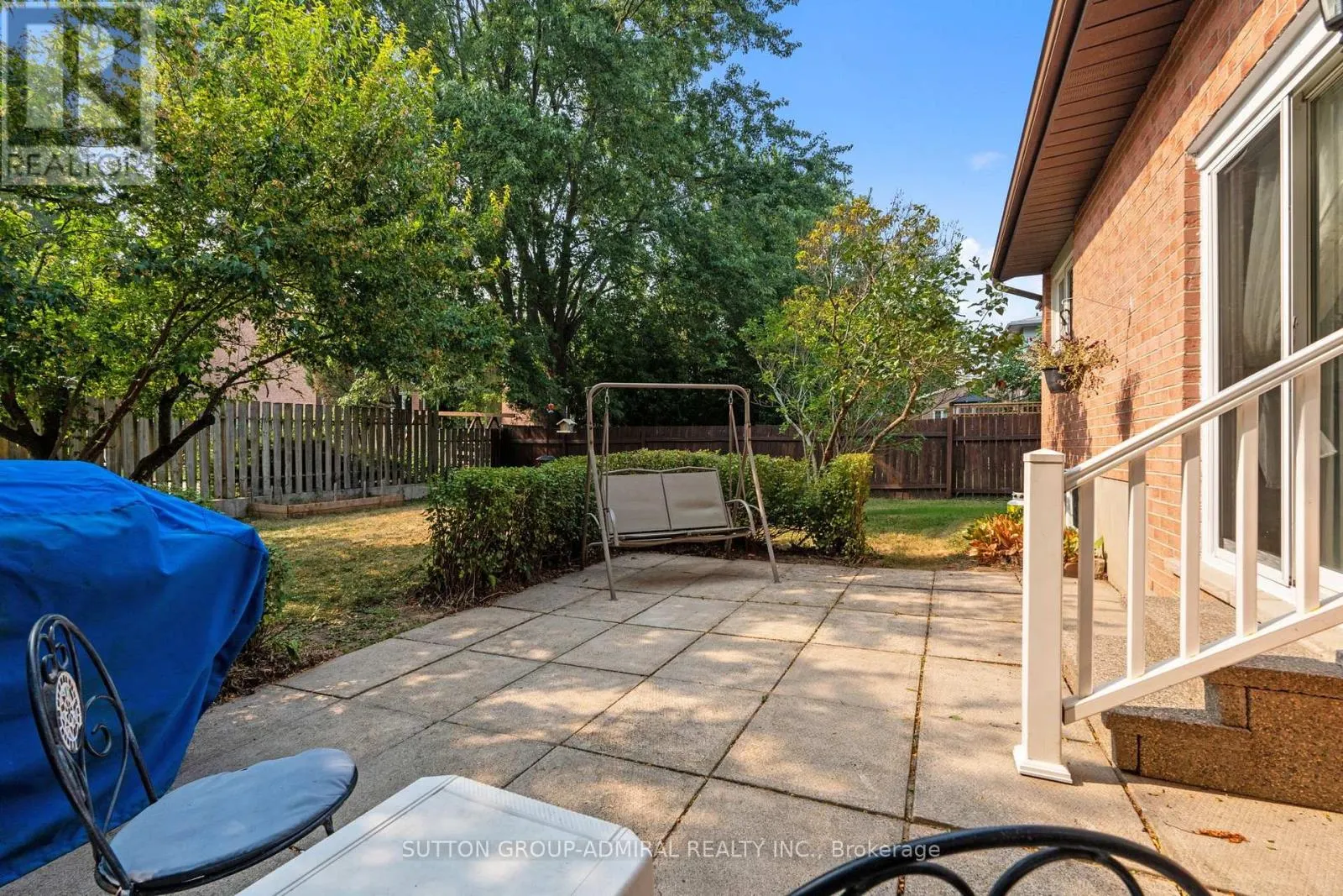 821 BRIDLE PATH CRESCENT