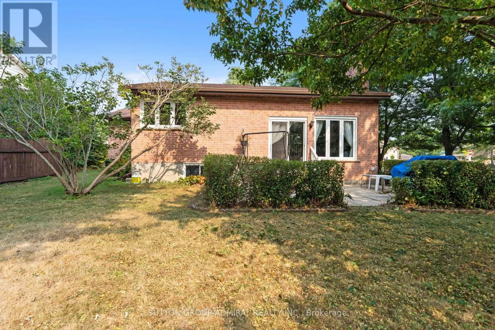 821 BRIDLE PATH CRESCENT