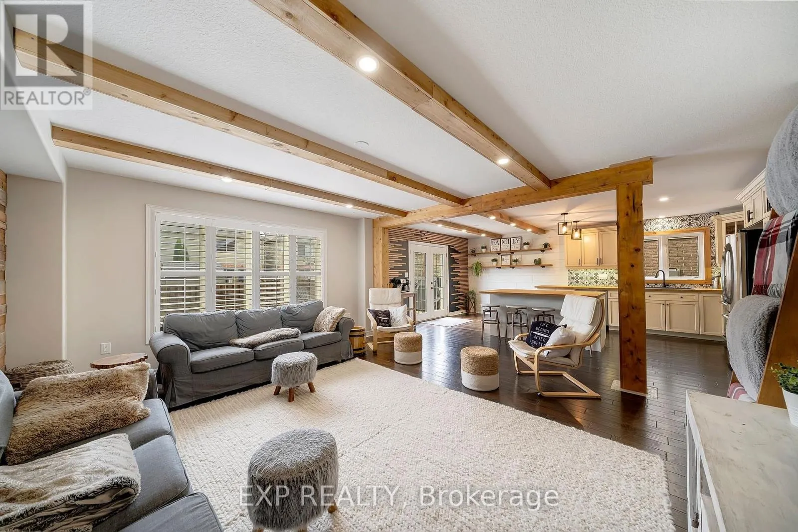 4882 ALLAN COURT