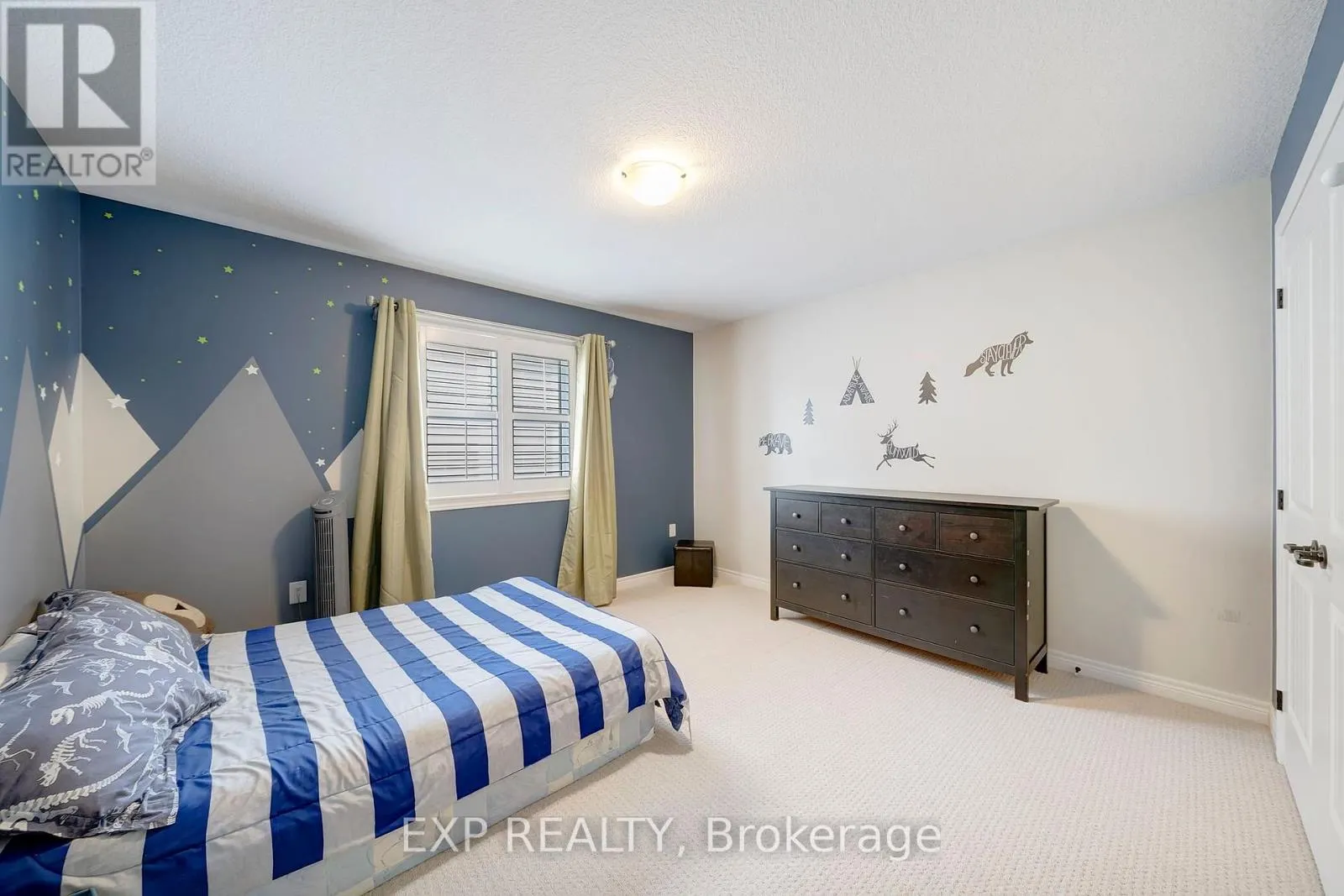 4882 ALLAN COURT