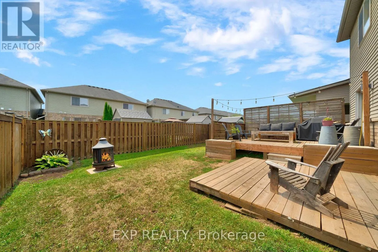 4882 ALLAN COURT