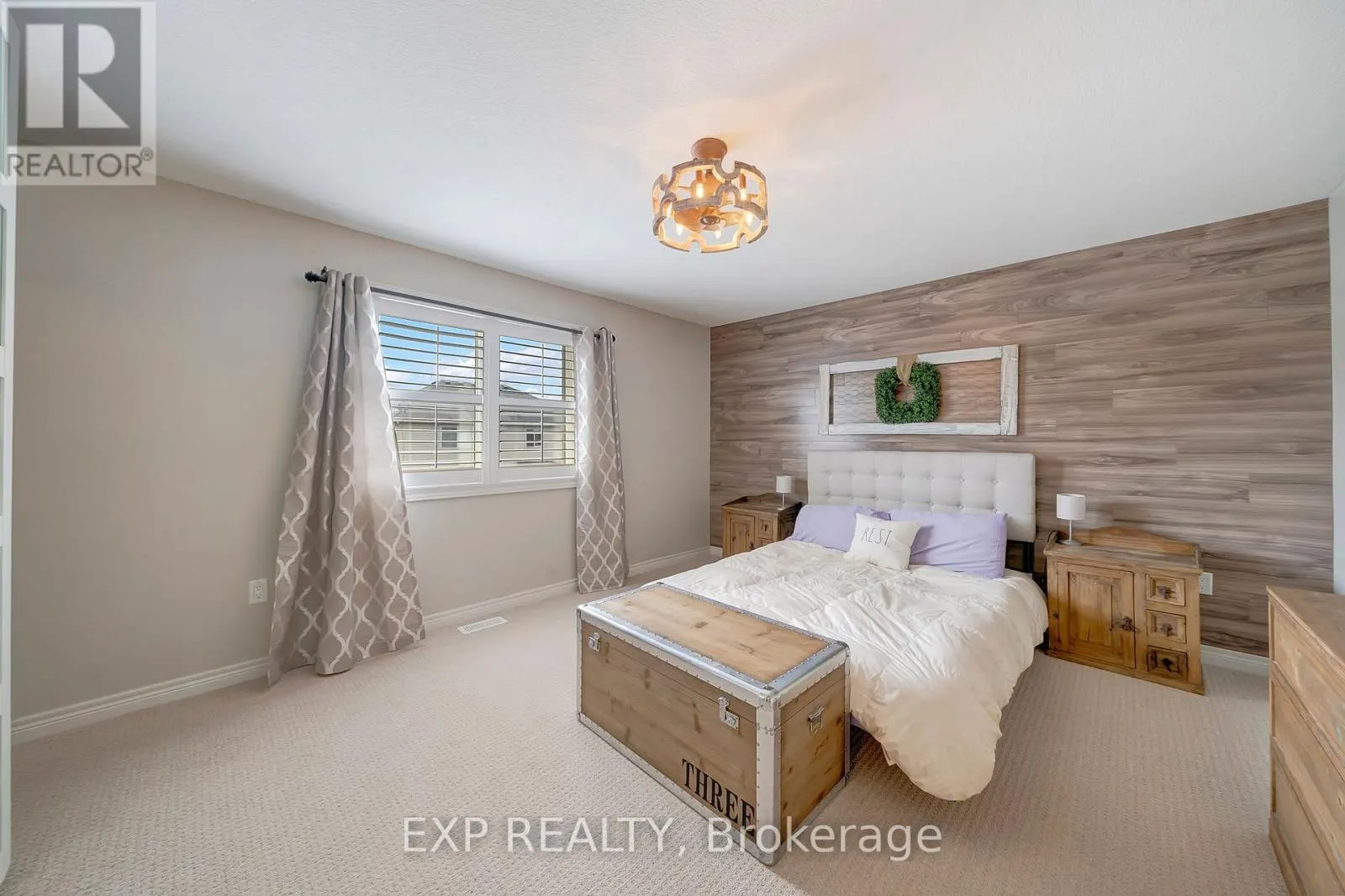4882 ALLAN COURT