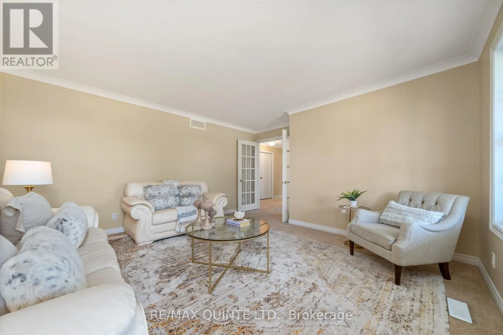 31 BAY BREEZE STREET