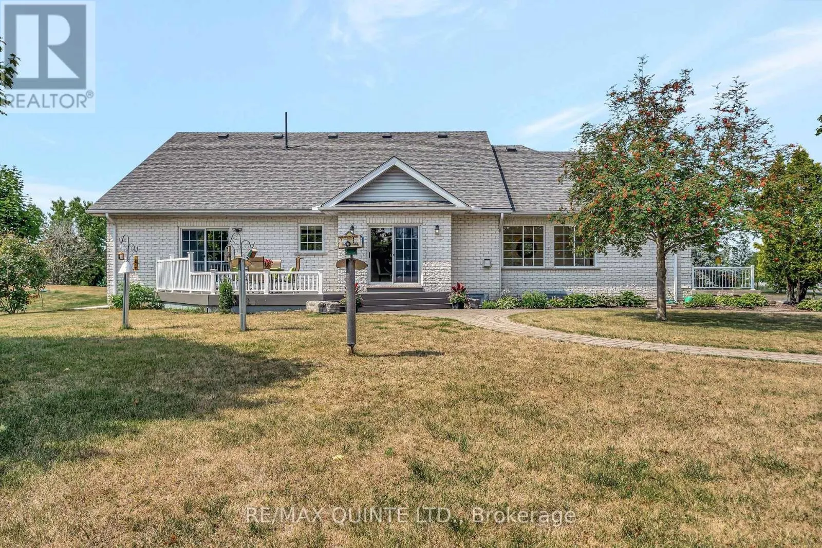 31 BAY BREEZE STREET