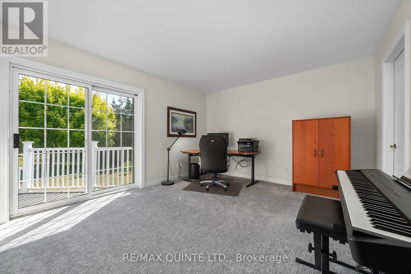 31 BAY BREEZE STREET