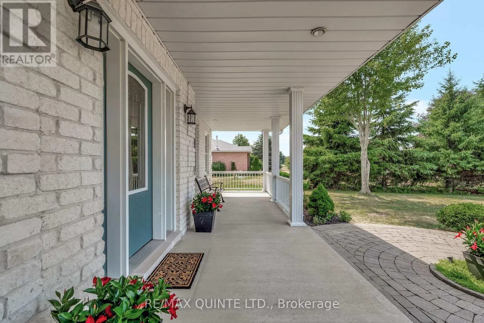 31 BAY BREEZE STREET