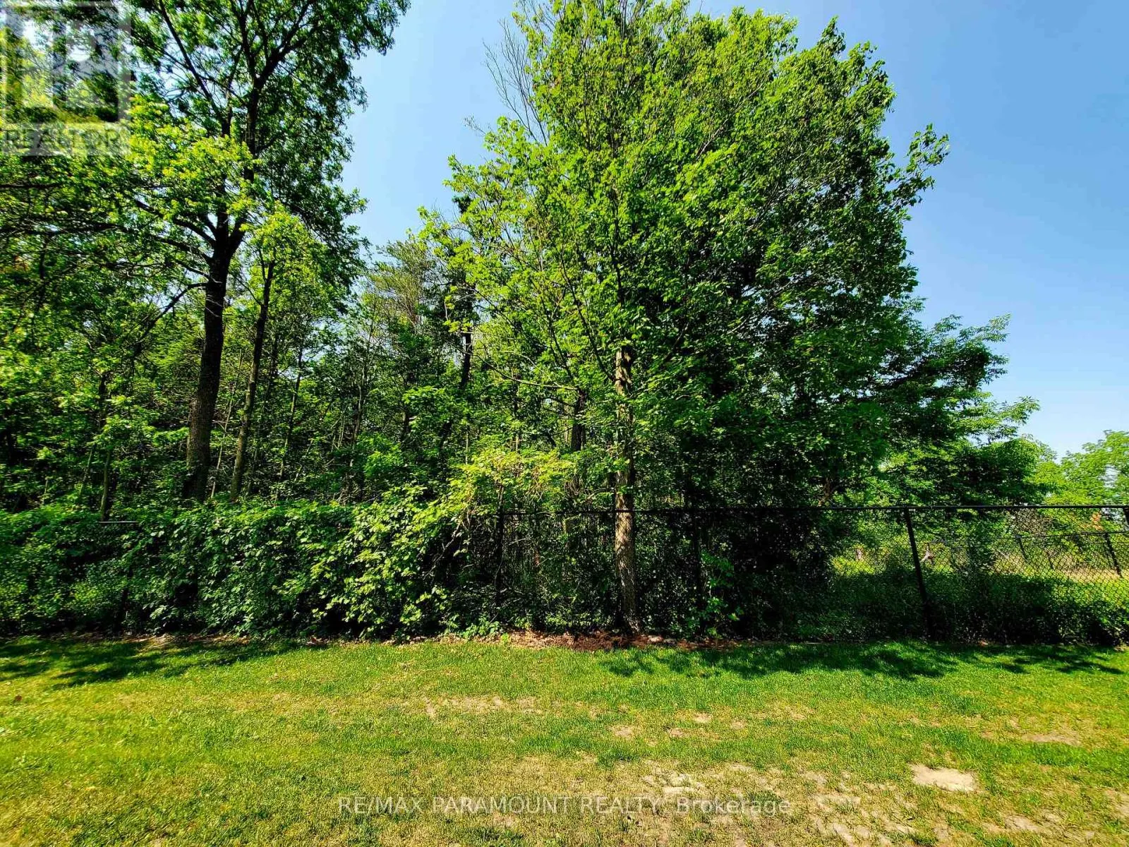 20 - 570 LINDEN DRIVE