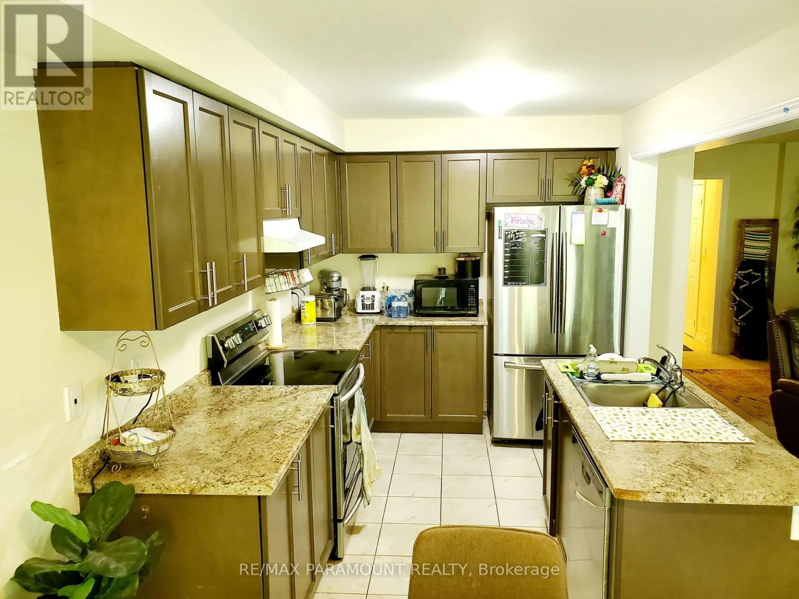 20 - 570 LINDEN DRIVE