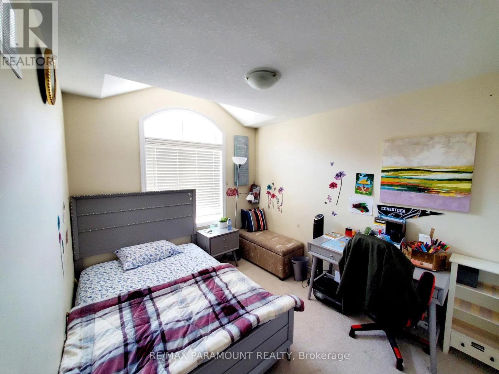 20 - 570 LINDEN DRIVE