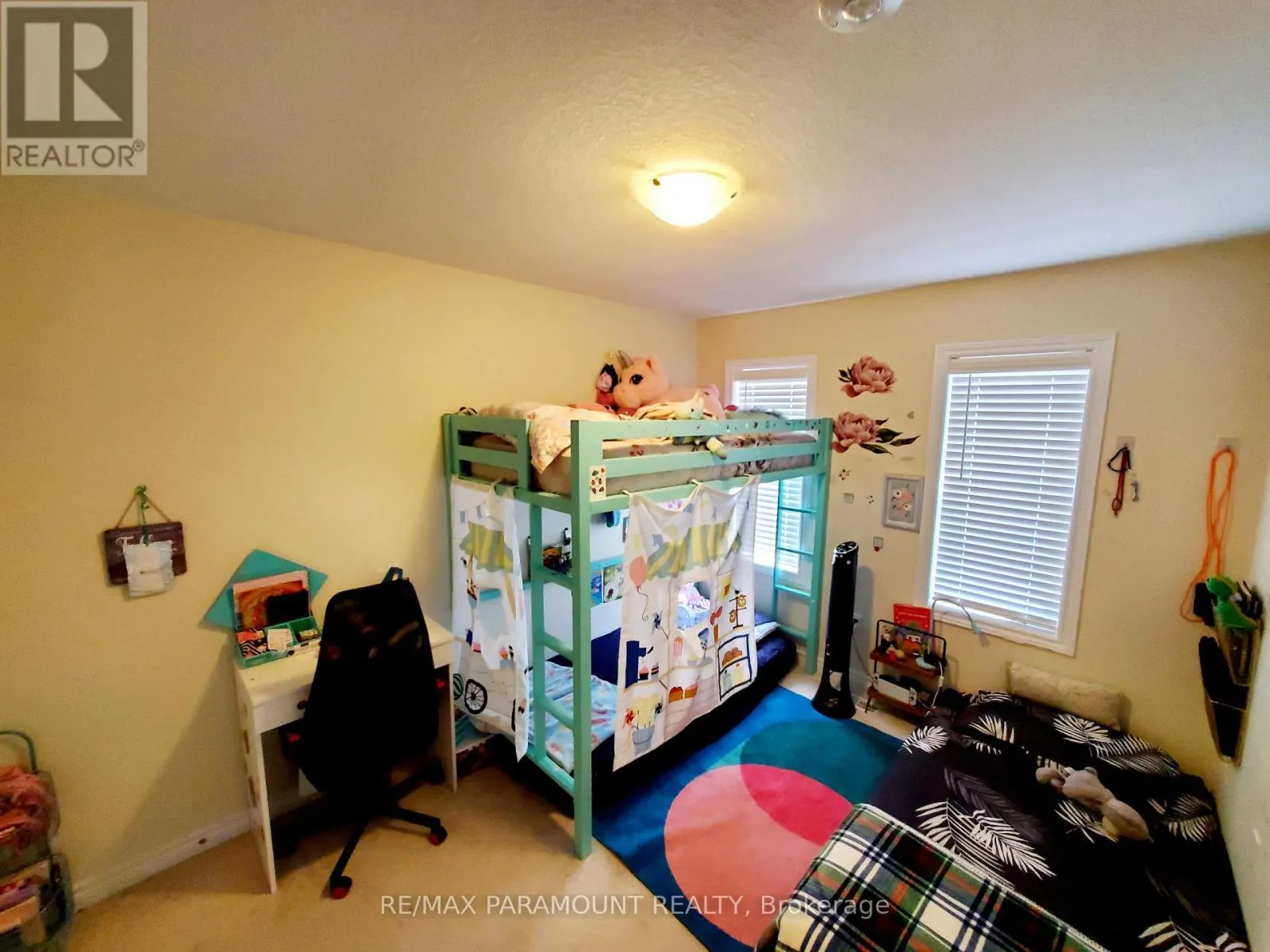 20 - 570 LINDEN DRIVE