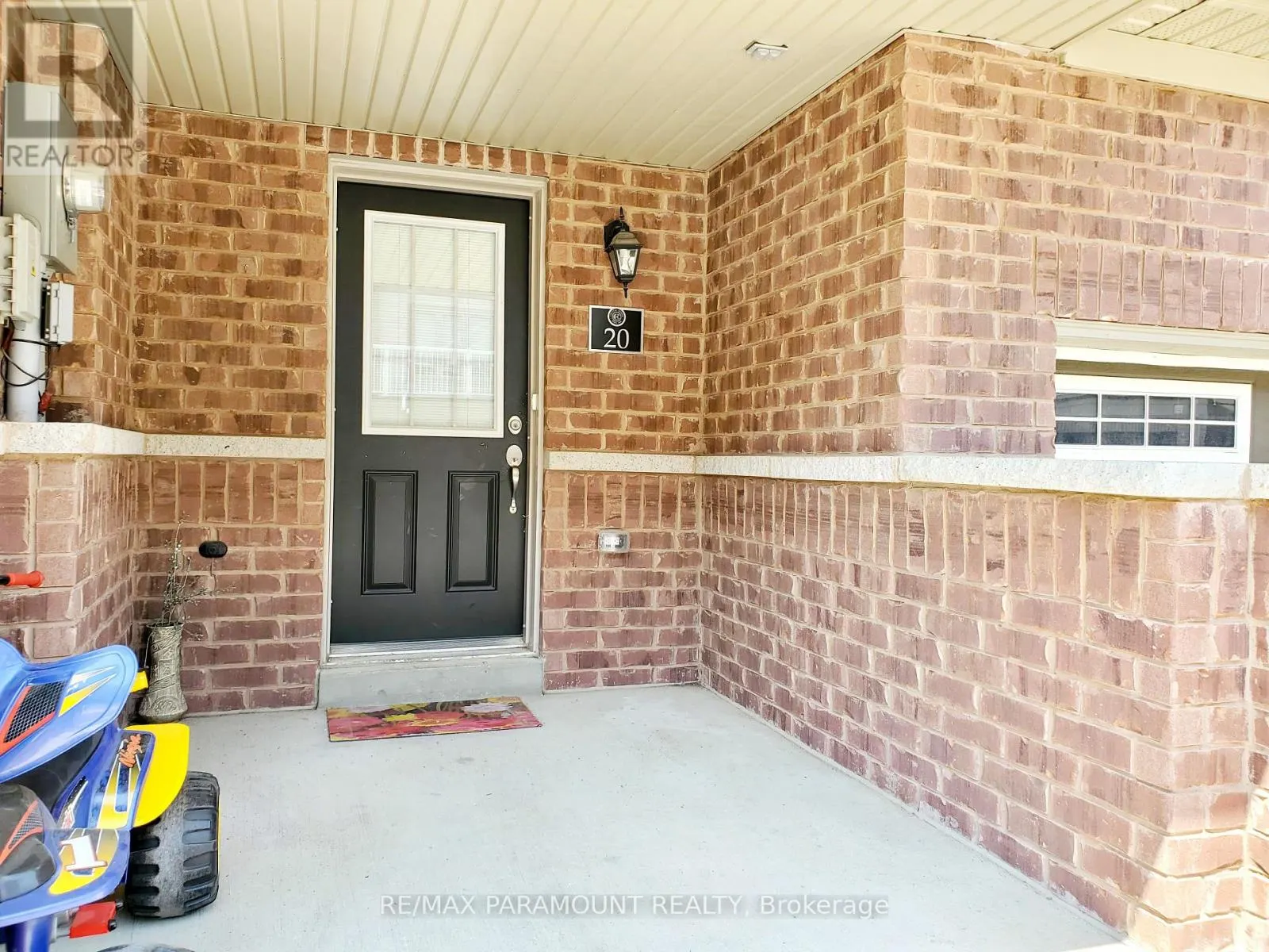 20 - 570 LINDEN DRIVE