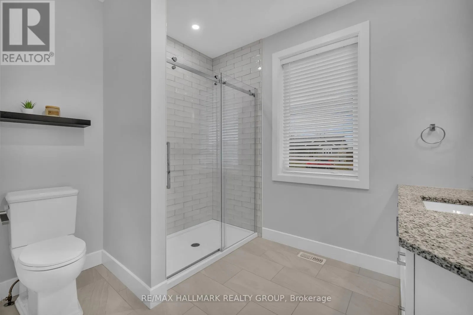 1077 SHEARER DRIVE