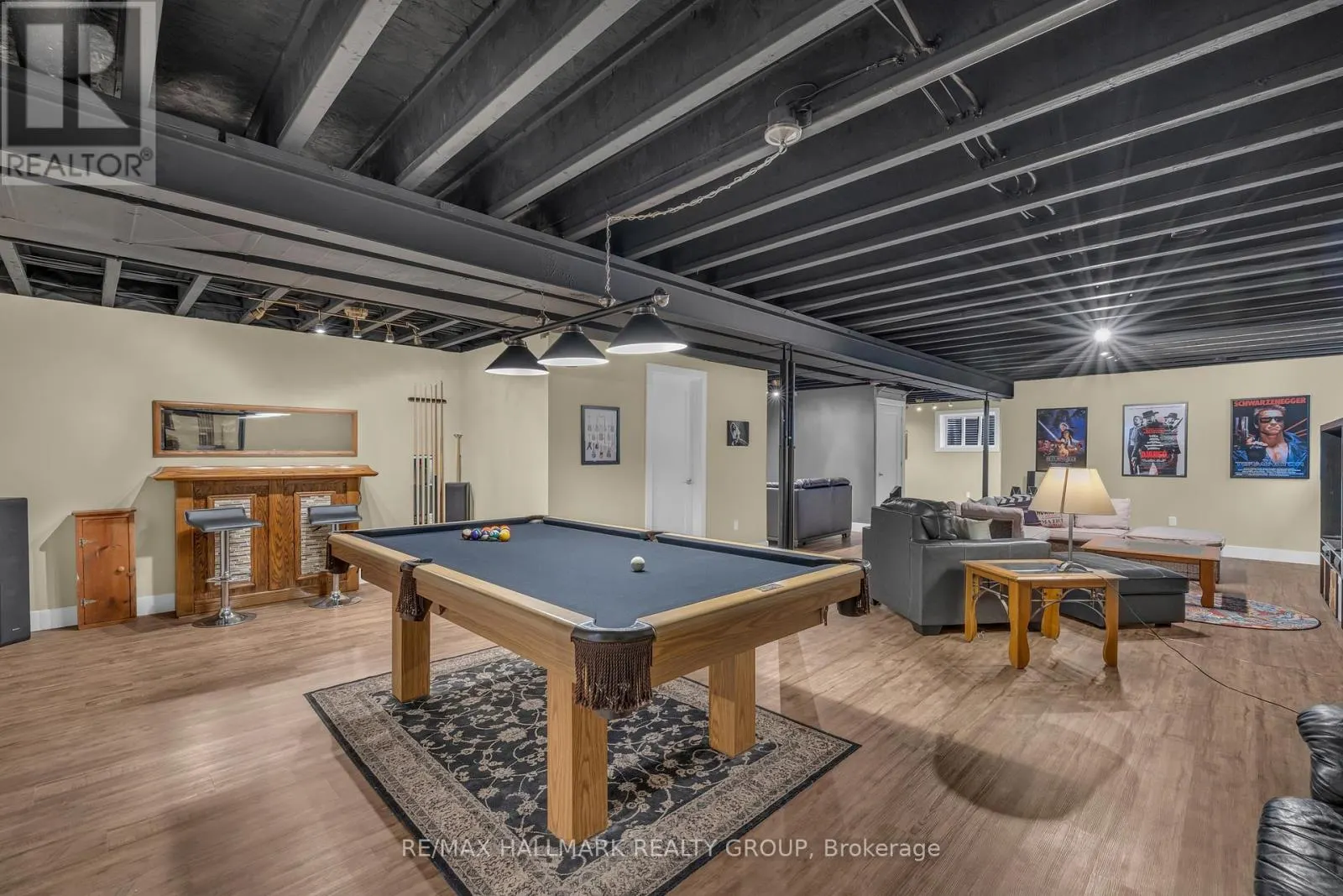 1077 SHEARER DRIVE