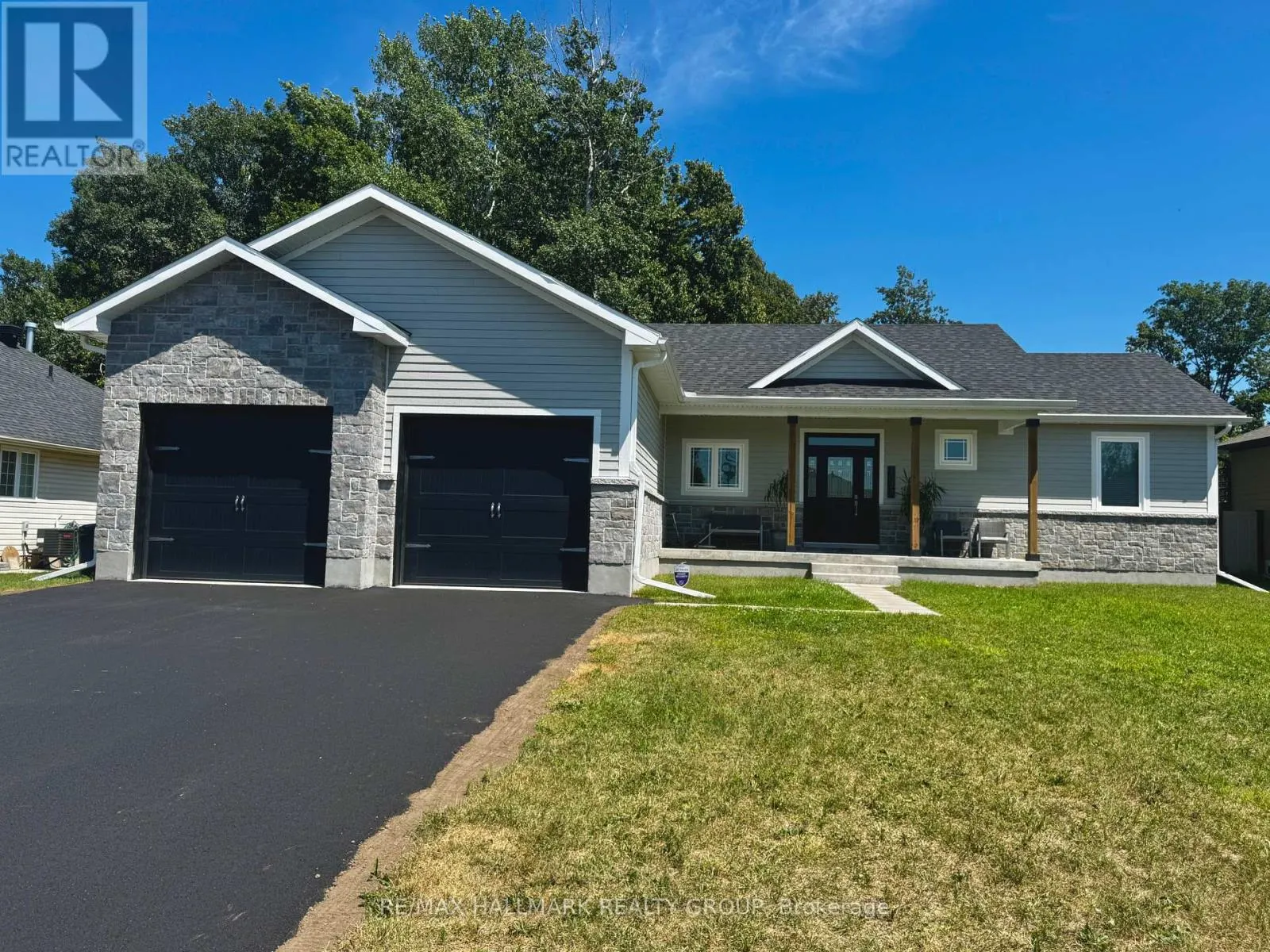 1077 SHEARER DRIVE