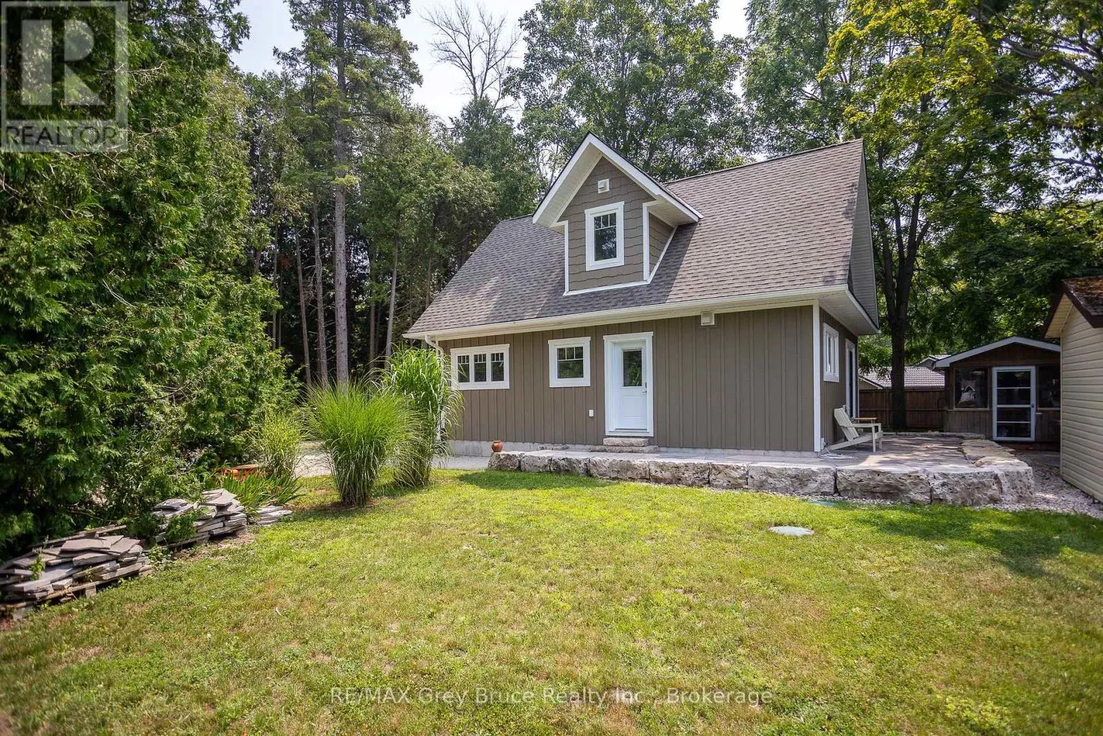 457 HURON RD ROAD
