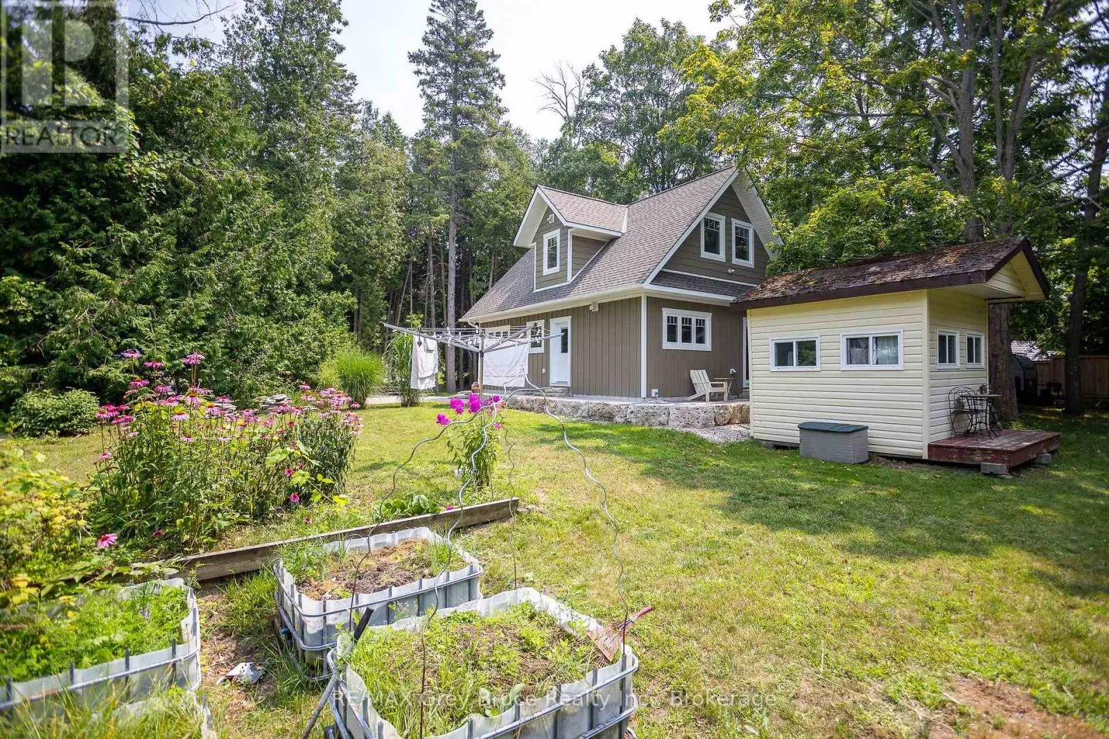 457 HURON RD ROAD