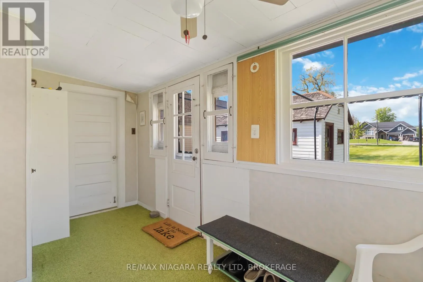 10953 LAKESHORE ROAD