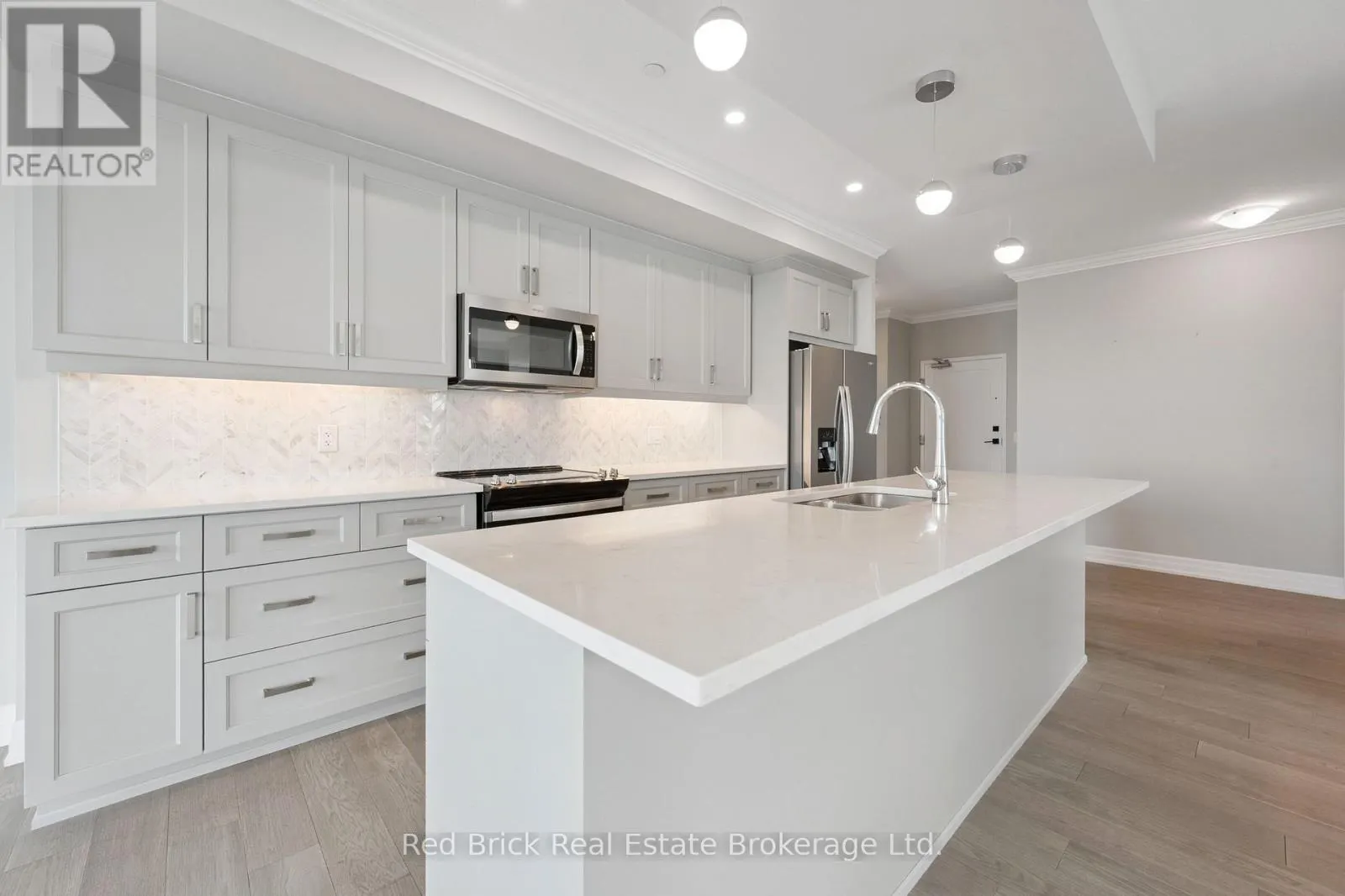 805 - 1880 GORDON STREET, #805