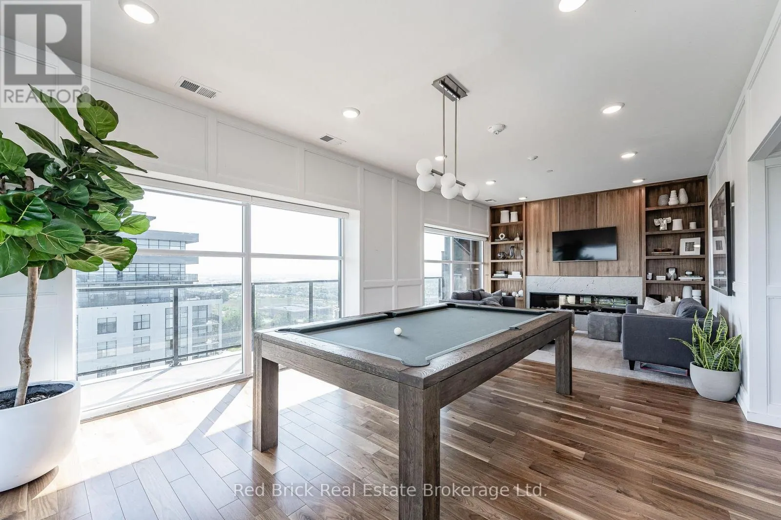 805 - 1880 GORDON STREET, #805