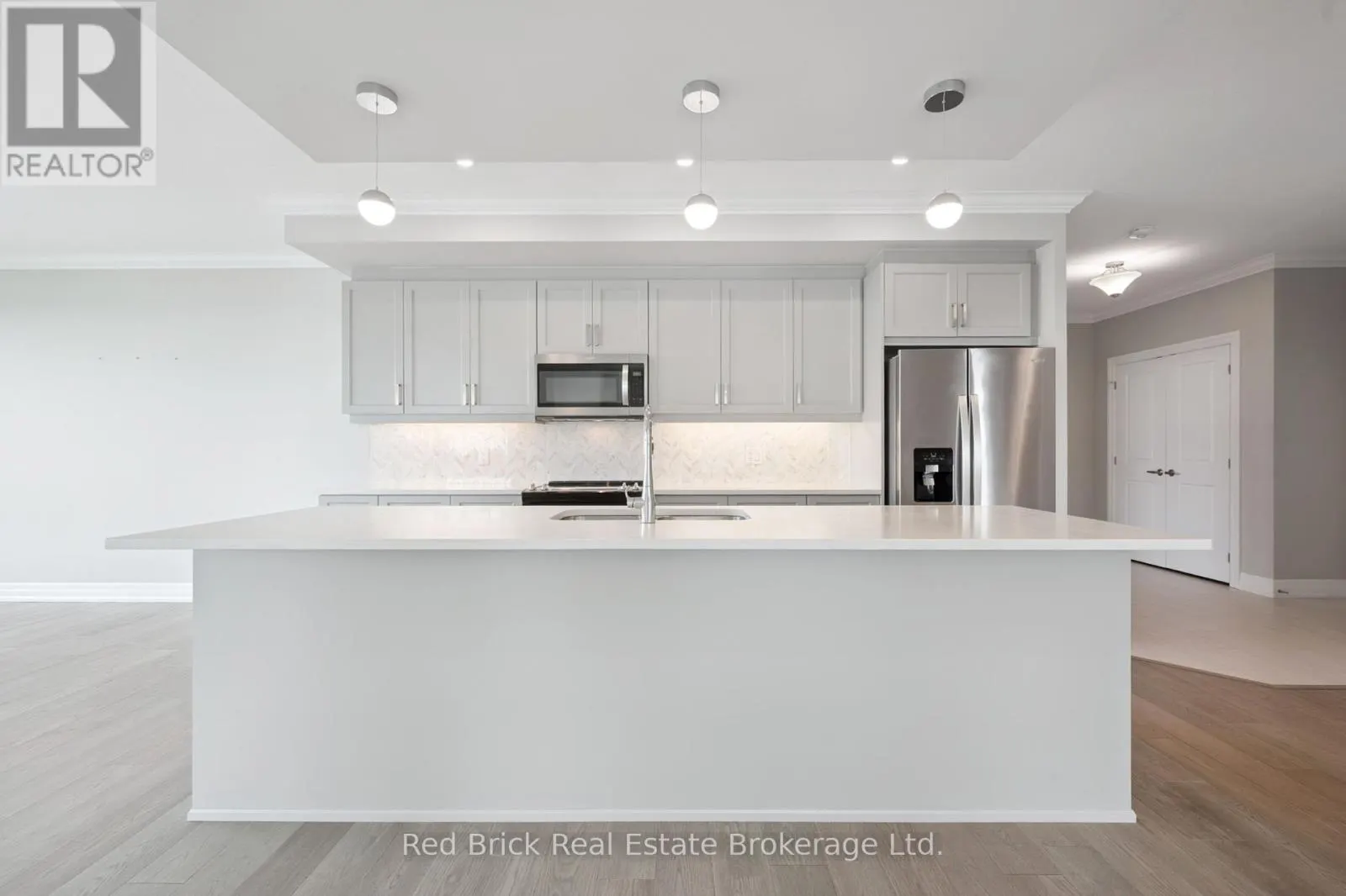 805 - 1880 GORDON STREET, #805
