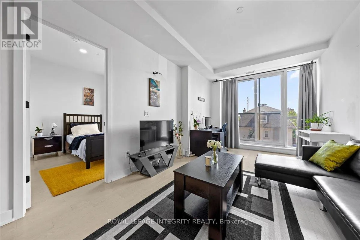 317 - 560 RIDEAU STREET