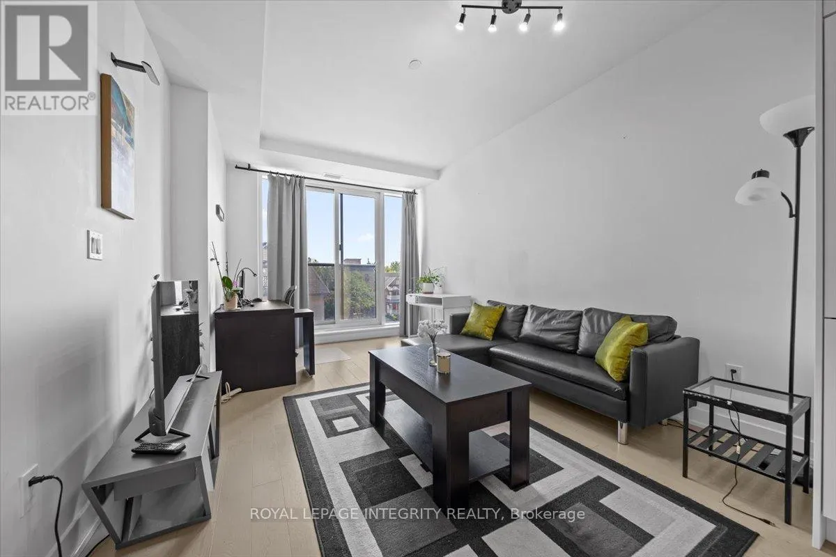 317 - 560 RIDEAU STREET