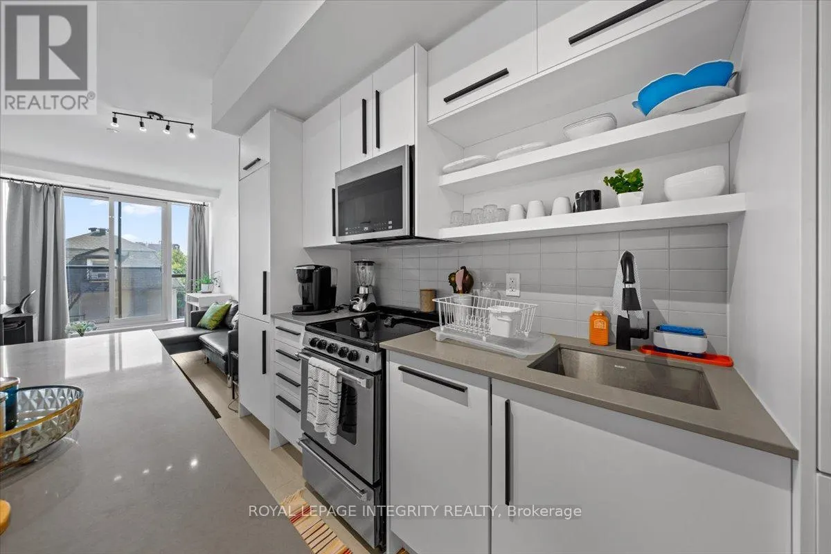 317 - 560 RIDEAU STREET