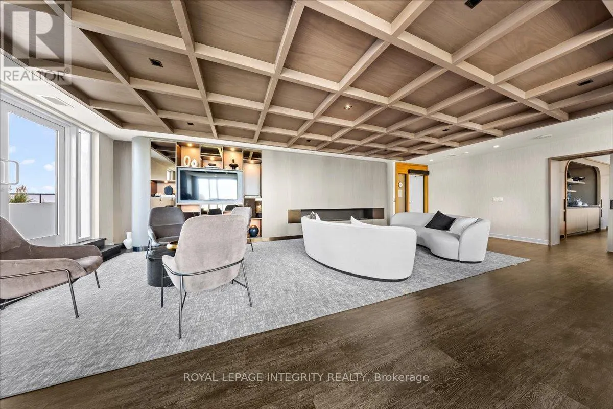 317 - 560 RIDEAU STREET