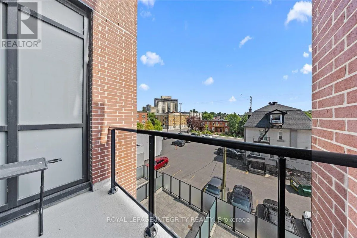 317 - 560 RIDEAU STREET
