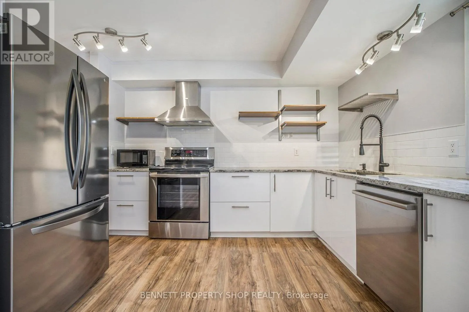 15 - 3350 SOUTHGATE ROAD