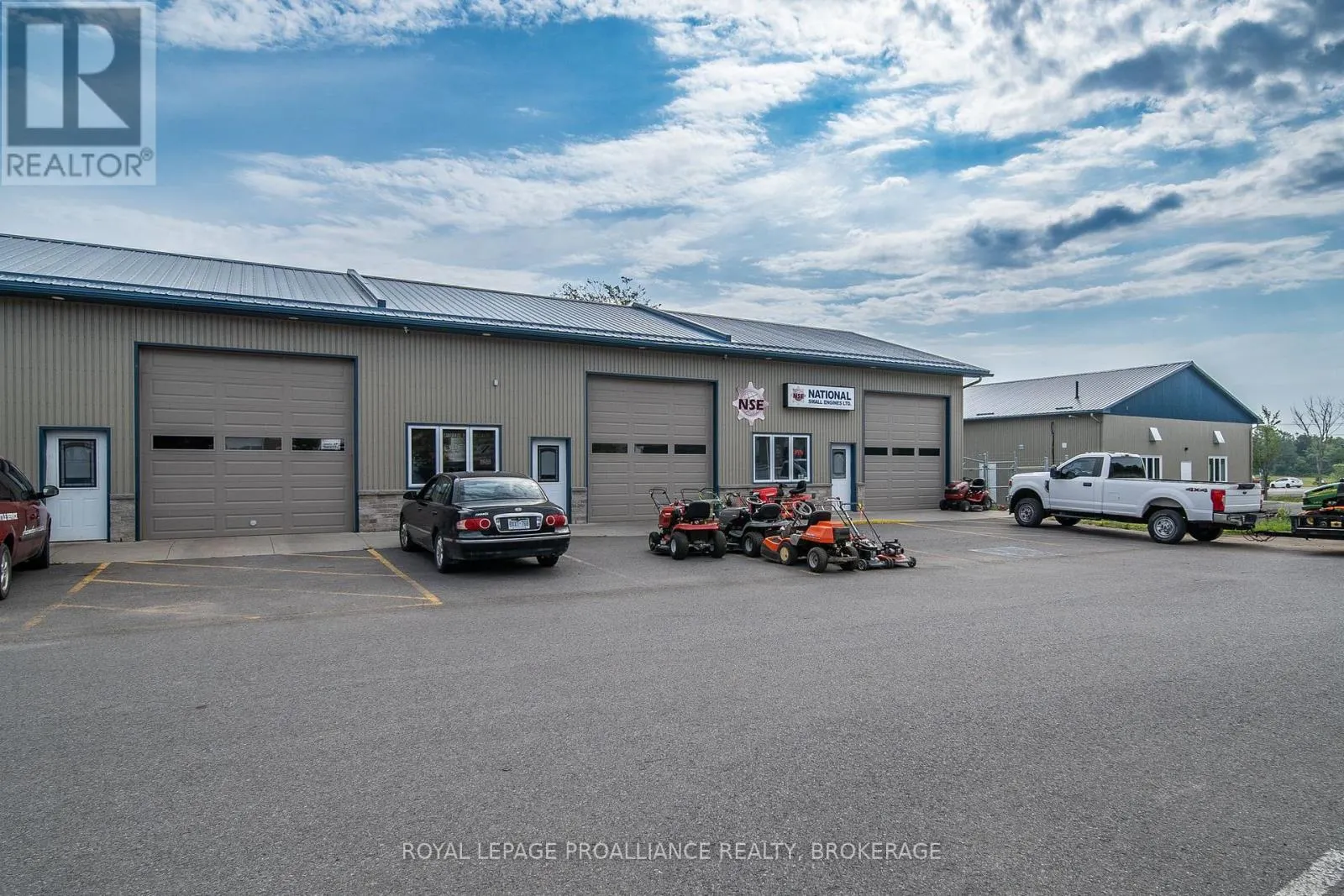 1 & 2 - 113 WILLIAM HENDERSON DRIVE, #1 & 2