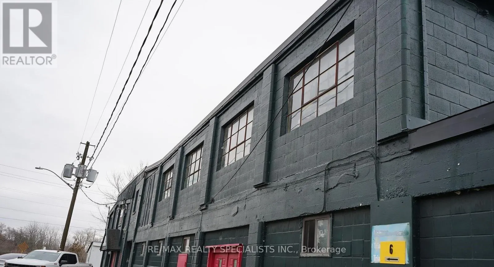 6 GEORGE STREET