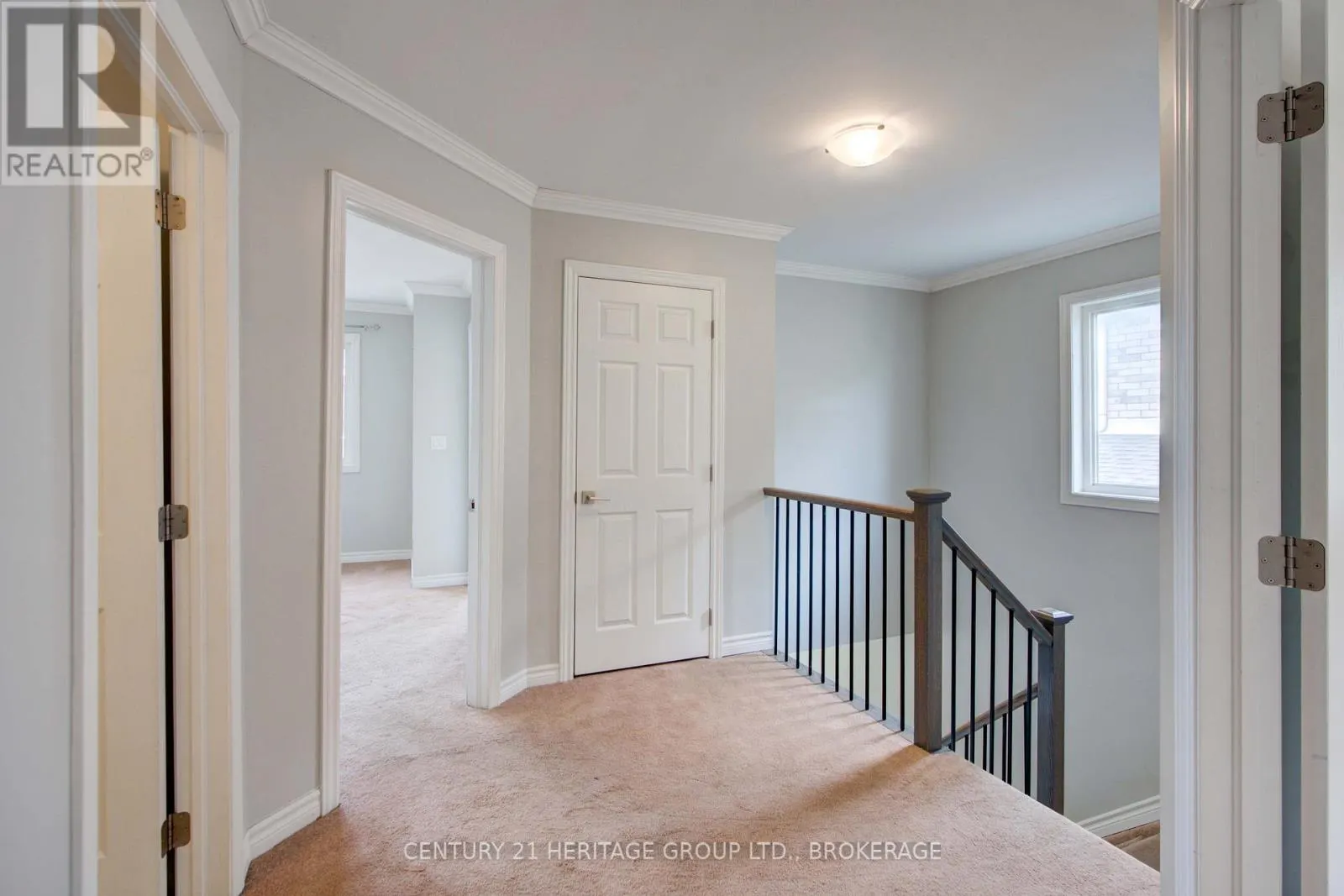 104 BRENNAN CRESCENT
