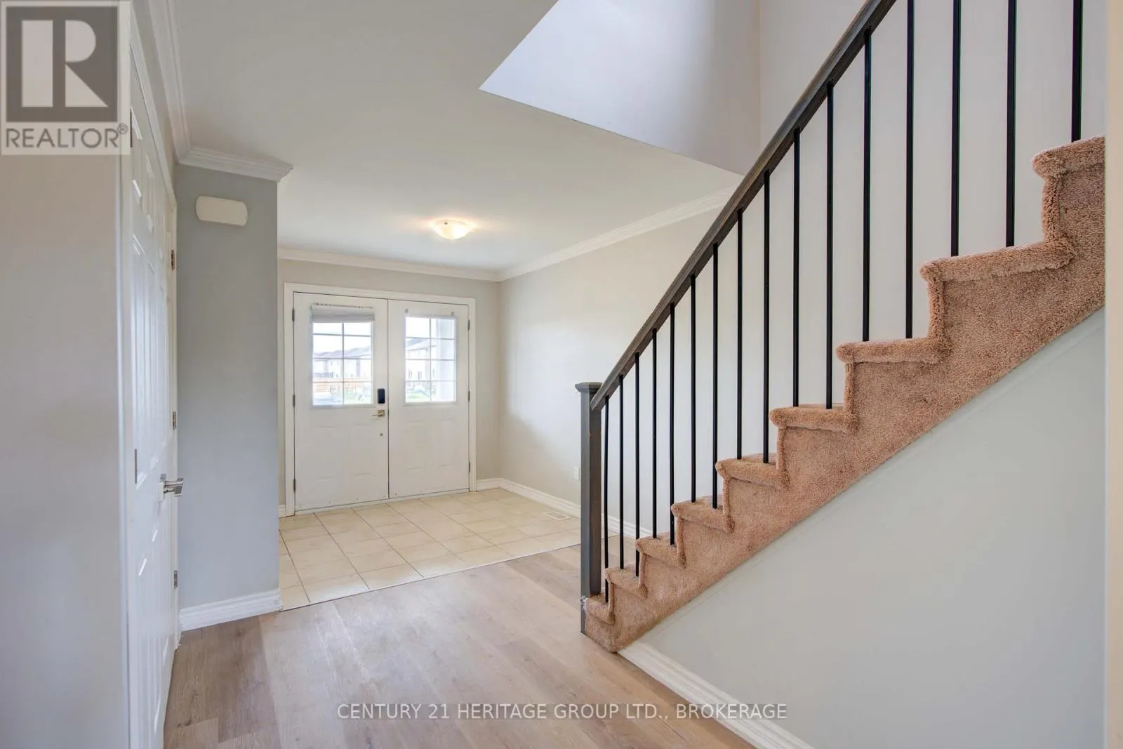 104 BRENNAN CRESCENT
