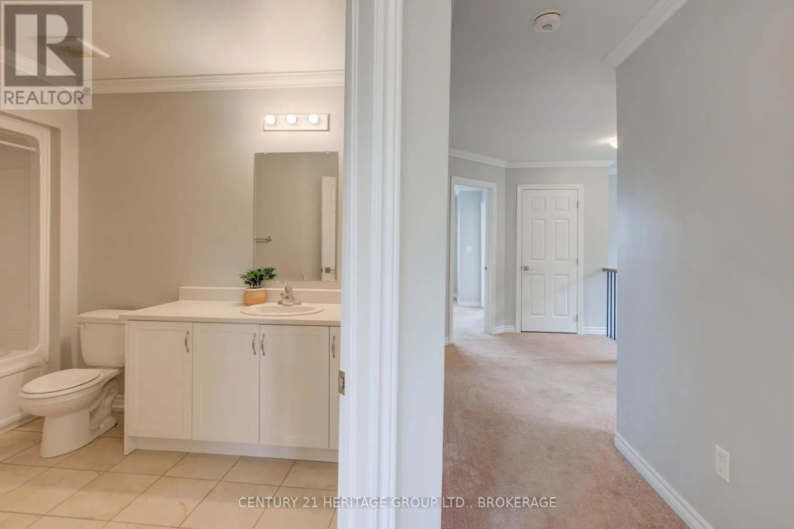 104 BRENNAN CRESCENT
