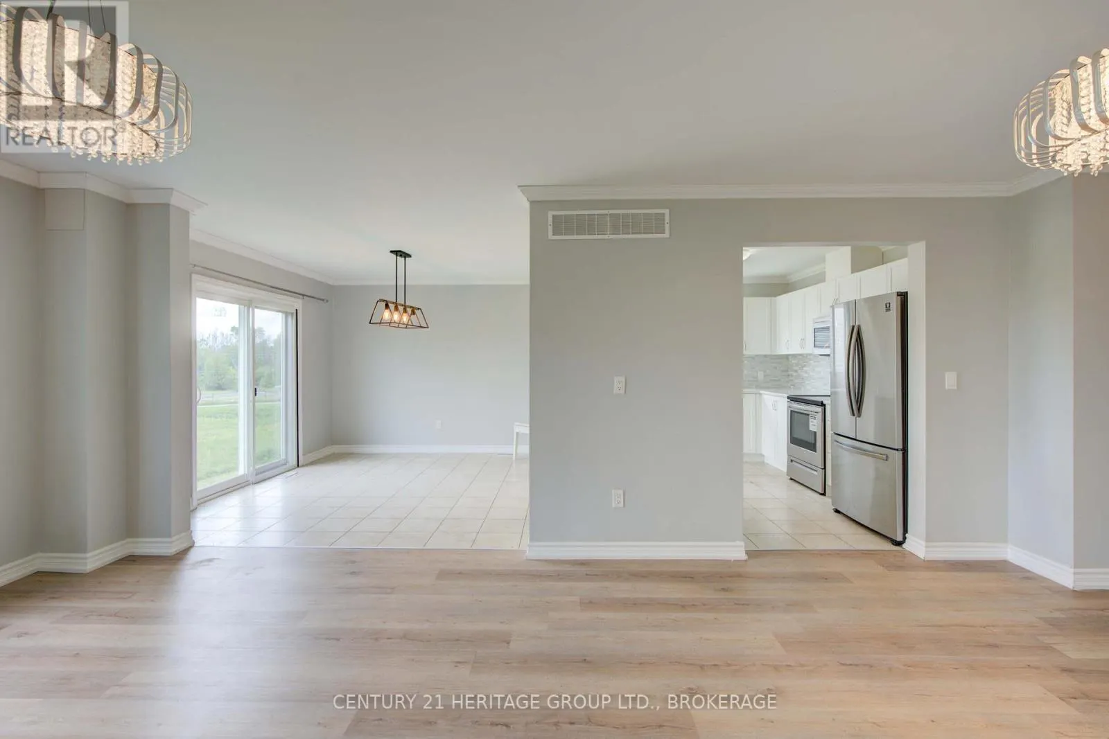 104 BRENNAN CRESCENT